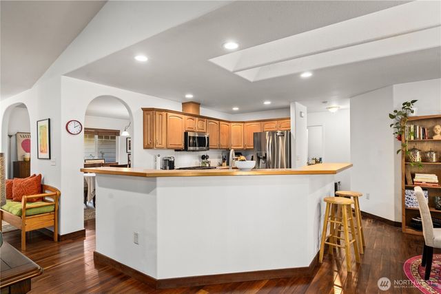 4710 17th Ave NW, Olympia, WA 98502