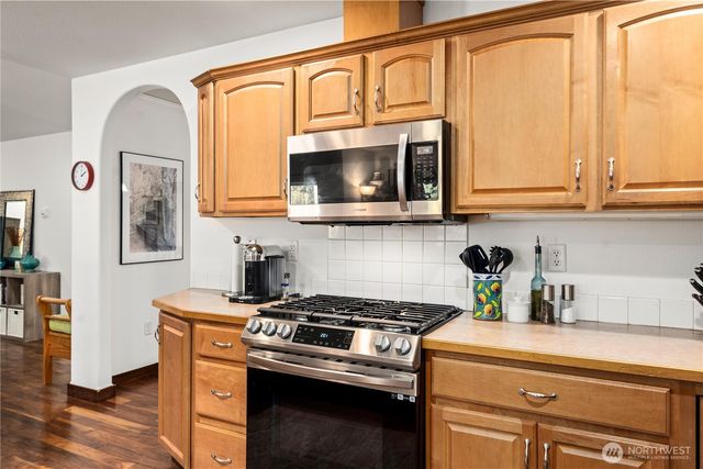 4710 17th Ave NW, Olympia, WA 98502