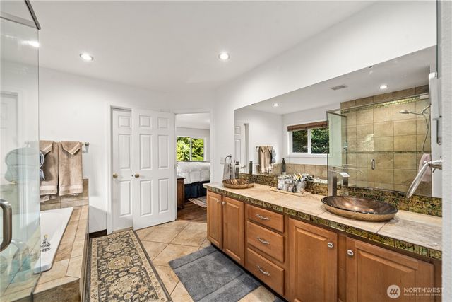 4710 17th Ave NW, Olympia, WA 98502