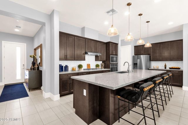 7449 E VIA DE LUNA Drive, Scottsdale, AZ 85255