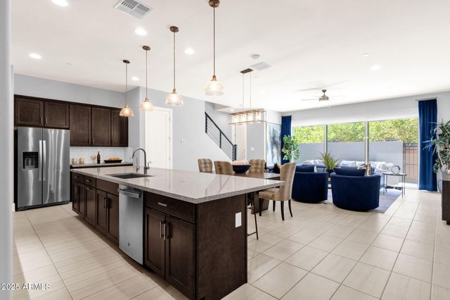 7449 E VIA DE LUNA Drive, Scottsdale, AZ 85255