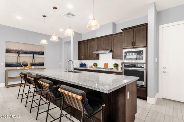 7449 E VIA DE LUNA Drive, Scottsdale, AZ 85255