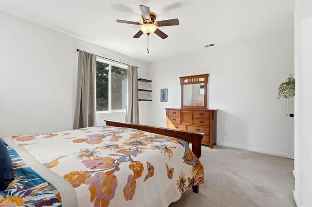 3947 E Cambridge Avenue, Visalia, CA 93292