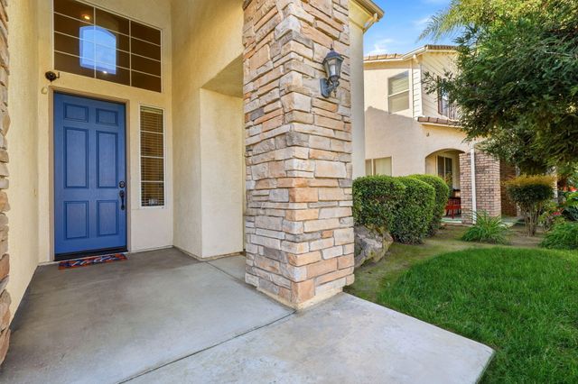 3947 E Cambridge Avenue, Visalia, CA 93292