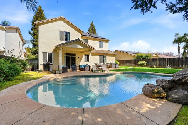 3947 E Cambridge Avenue, Visalia, CA 93292