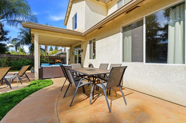 3947 E Cambridge Avenue, Visalia, CA 93292
