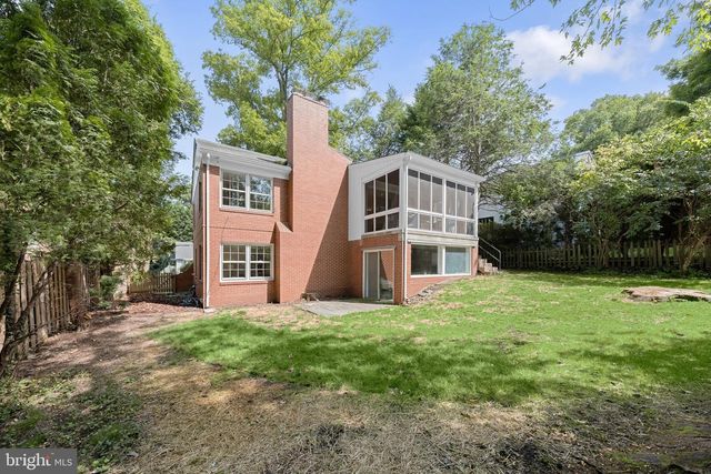 5100 WISSIOMING RD, Bethesda, MD 20816