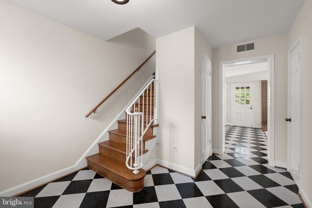 5100 WISSIOMING RD, Bethesda, MD 20816