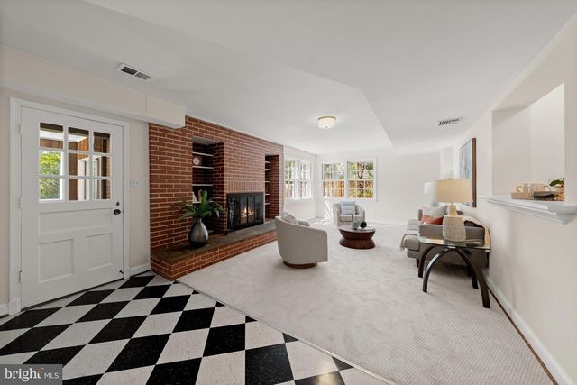 5100 WISSIOMING RD, Bethesda, MD 20816