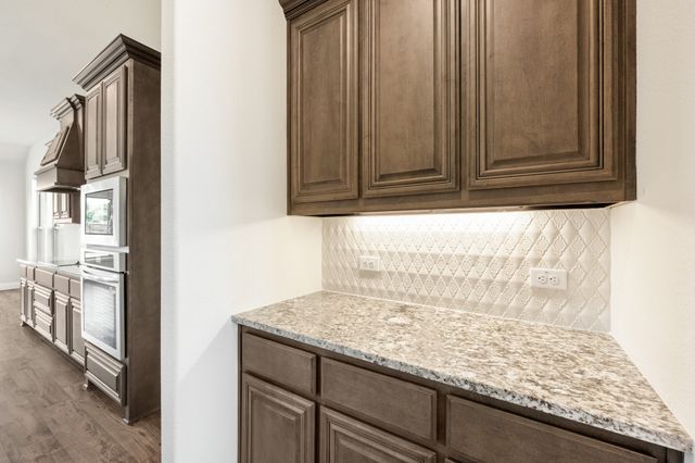 721 Seahawk Street, Joshua, TX 76058