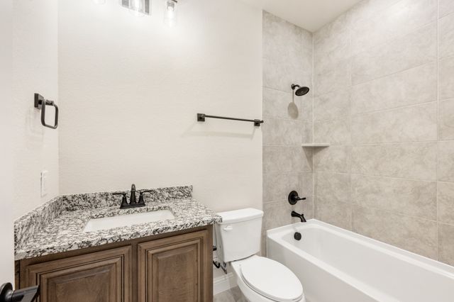 721 Seahawk Street, Joshua, TX 76058
