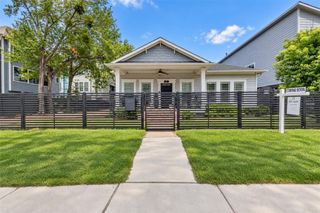 827 W 19th Street, Houston, TX 77008