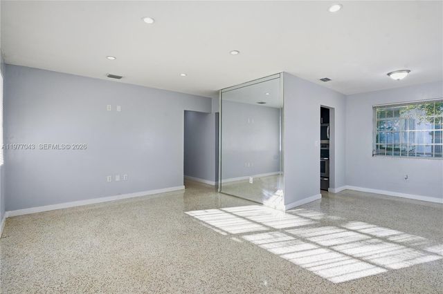 901 NW 55th St 901, Miami, FL 33127