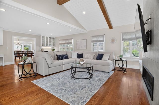 11 Haynes Rd, Newton, MA 02459