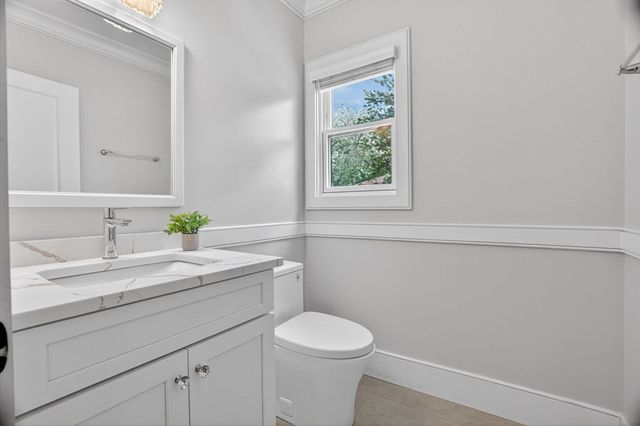 11 Haynes Rd, Newton, MA 02459