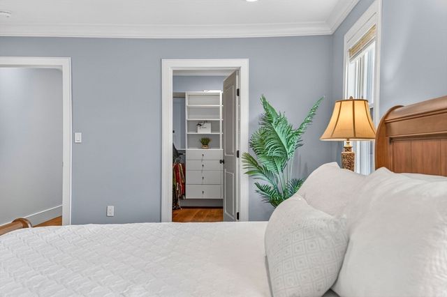 11 Haynes Rd, Newton, MA 02459