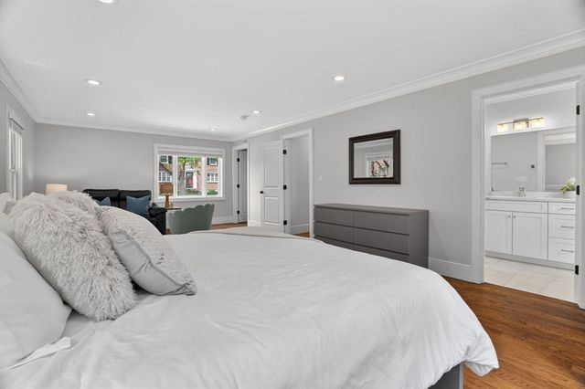 11 Haynes Rd, Newton, MA 02459