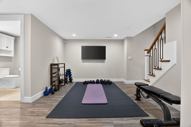 11 Haynes Rd, Newton, MA 02459