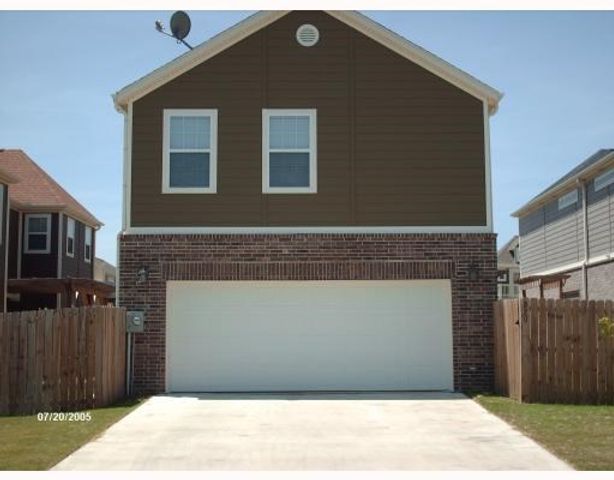 570 N Tennyson Lane, Fayetteville, AR 72704