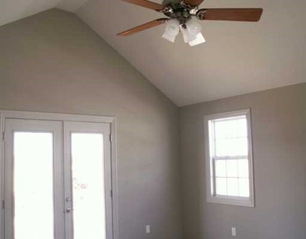 570 N Tennyson Lane, Fayetteville, AR 72704