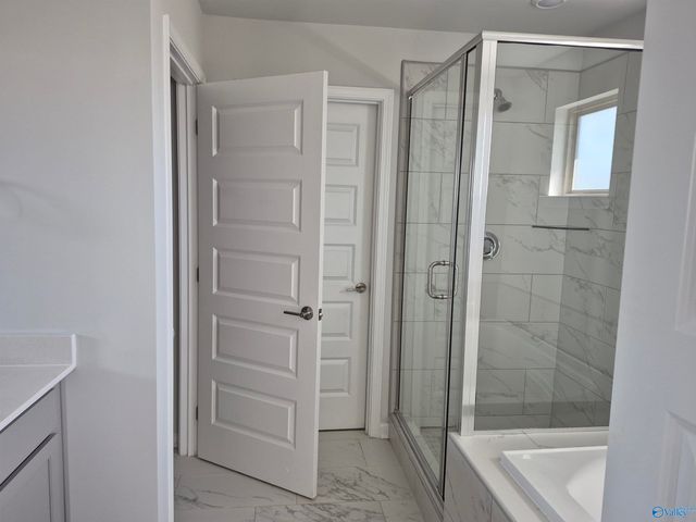 16985 Whispering Pines, Athens, AL 35611