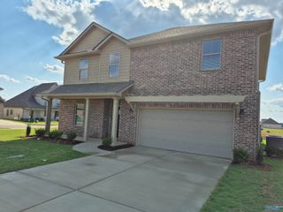 16985 Whispering Pines, Athens, AL 35611
