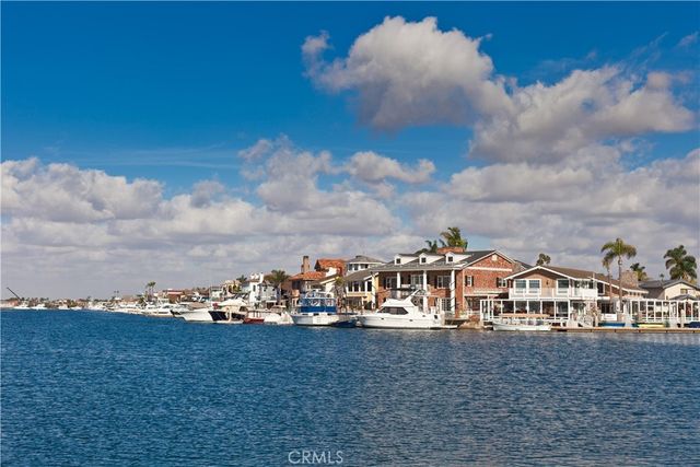 17162 Pacific Coast Highway 204, Sunset Beach, CA 92649