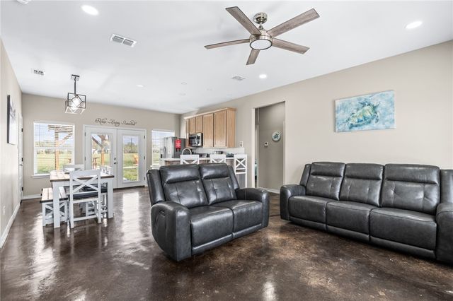 1263 E 2360 Cr, Riviera, TX 78379