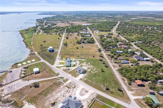 1263 E 2360 Cr, Riviera, TX 78379