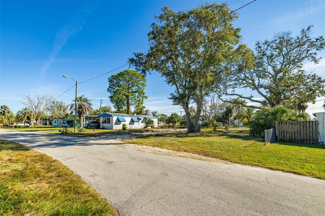 4836 SNUG HARBOR ROAD, New Port Richey, FL 34652