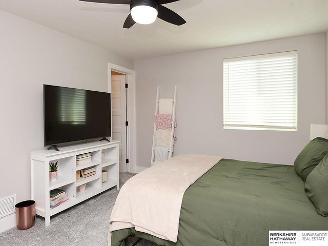 11010 N 169 Street, Bennington, NE 68007