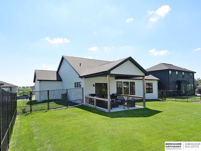 11010 N 169 Street, Bennington, NE 68007