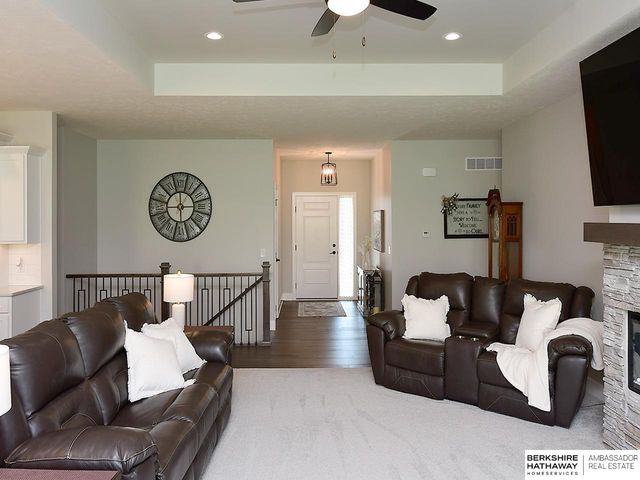 11010 N 169 Street, Bennington, NE 68007