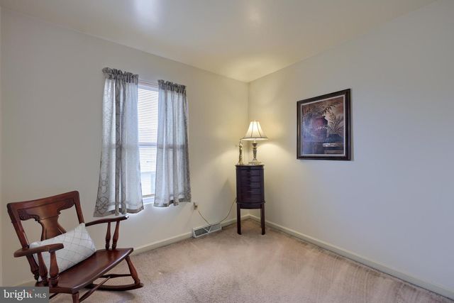 6 TIFFANY LN, Lebanon, PA 17046