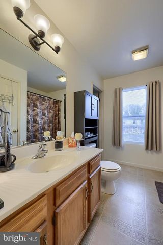 6 TIFFANY LN, Lebanon, PA 17046