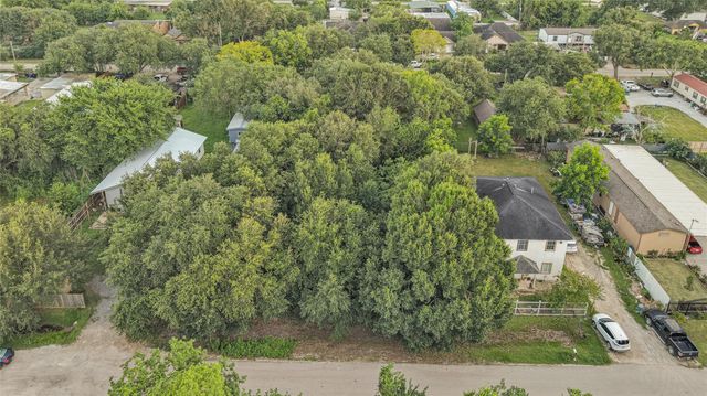 00 Teakwood Avenue, Fresno, TX 77545