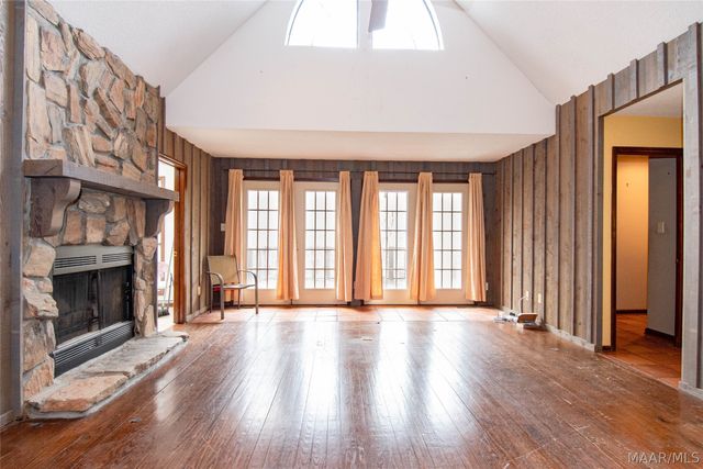 1095 SHADY Trail, Wetumpka, AL 36092