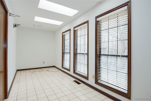 1095 SHADY Trail, Wetumpka, AL 36092