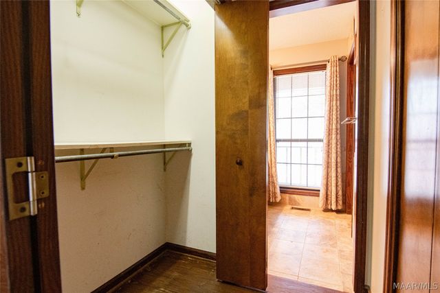 1095 SHADY Trail, Wetumpka, AL 36092