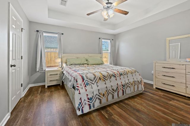 12236 Creekside Ave, Walker, LA 70785