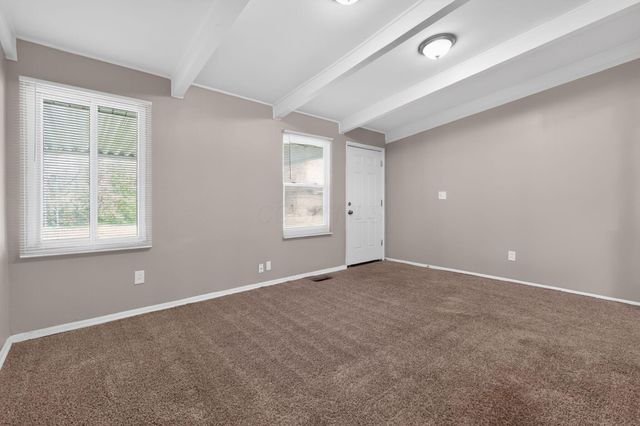 1672 Duxberry Avenue, Columbus, OH 43219