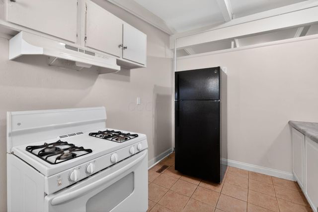 1672 Duxberry Avenue, Columbus, OH 43219