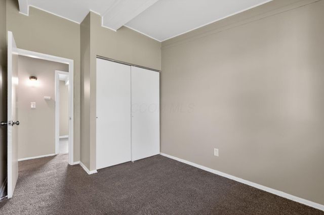 1672 Duxberry Avenue, Columbus, OH 43219