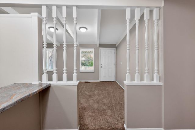 1672 Duxberry Avenue, Columbus, OH 43219