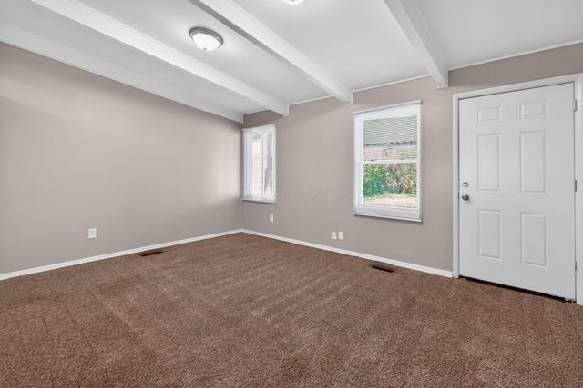 1672 Duxberry Avenue, Columbus, OH 43219