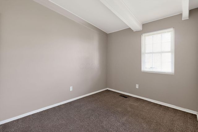 1672 Duxberry Avenue, Columbus, OH 43219