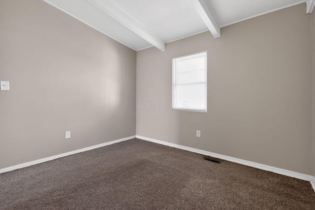1672 Duxberry Avenue, Columbus, OH 43219