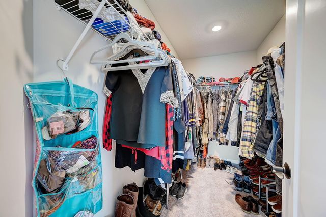 3938 Legacy Road, Powell, OH 43065