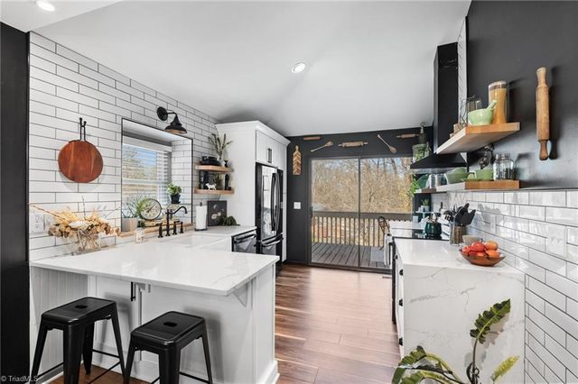 224 Tabor View Lane, Winston-salem, NC 27106