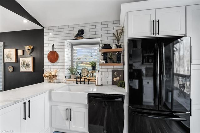 224 Tabor View Lane, Winston-salem, NC 27106